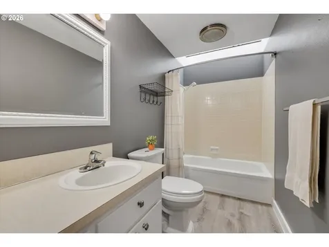 13615 SE 124th Place Clackamas OR 97015