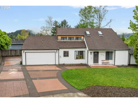 13615 SE 124th Place Clackamas OR 97015