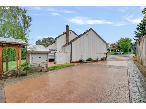13615 SE 124th Place Clackamas OR 97015