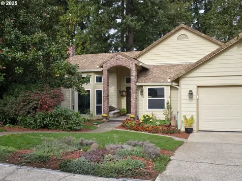 16008 NE 26th Street Vancouver WA 98684