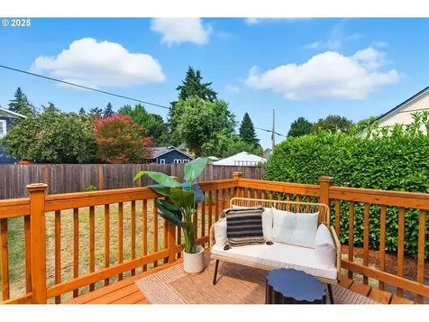 6223 NE 24th Avenue Portland OR 97211