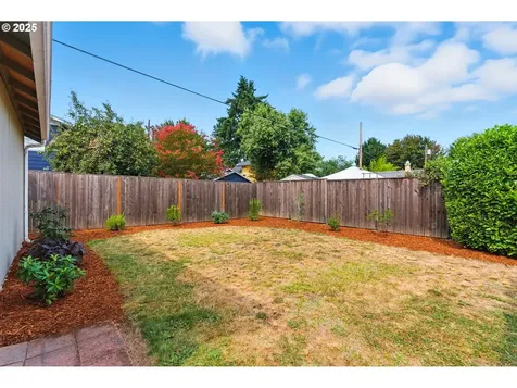 6223 NE 24th Avenue Portland OR 97211