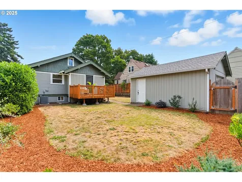 6223 NE 24th Avenue Portland OR 97211