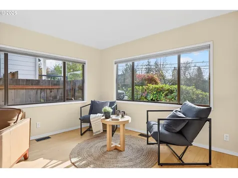 1323 SW Carson Street Portland OR 97219