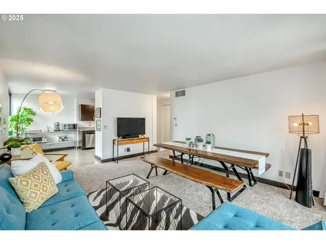 255 SW Harrison Street Portland OR 97201