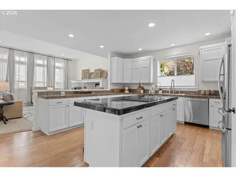 16465 Oaktree Terrace Oregon City OR 97045