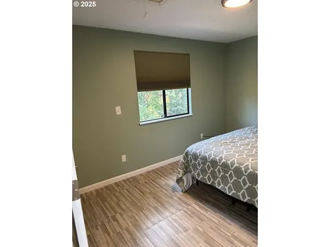 729 NE Rogahn Street Hillsboro OR 97124