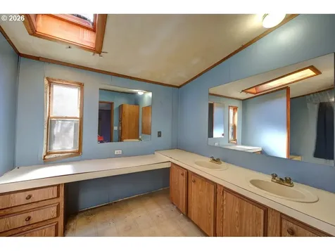 1009 King Salmon Place Hammond OR 97121