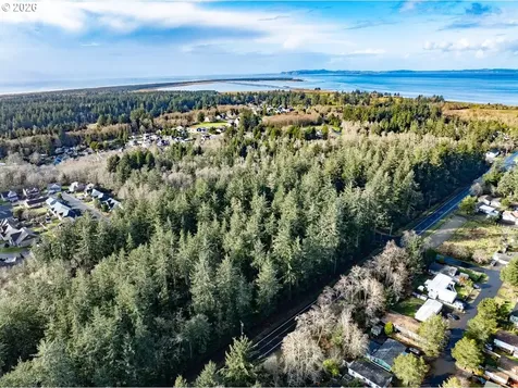1009 King Salmon Place Hammond OR 97121