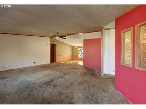 1009 King Salmon Place Hammond OR 97121