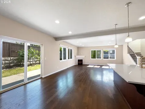 7074 NW 168th Avenue Portland OR 97229