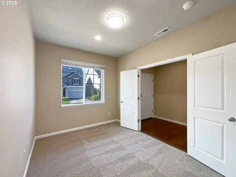 7074 NW 168th Avenue Portland OR 97229