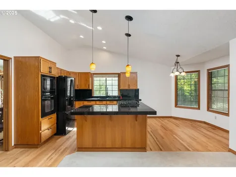22881 Oregon City Loop West Linn OR 97068