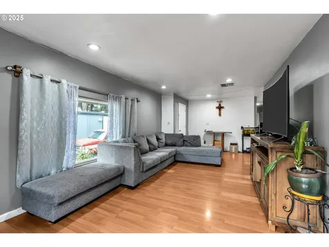 6900 SW 195th Avenue Beaverton OR 97007