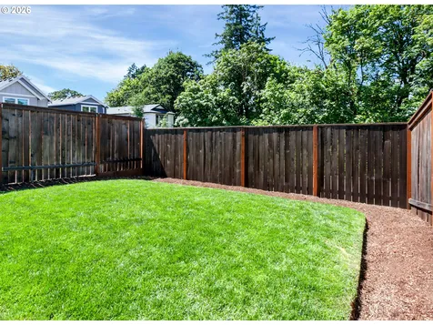 181 E Wayno Way Newberg OR 97132