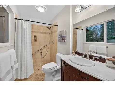 8920 SW Jamieson Road Portland OR 97225