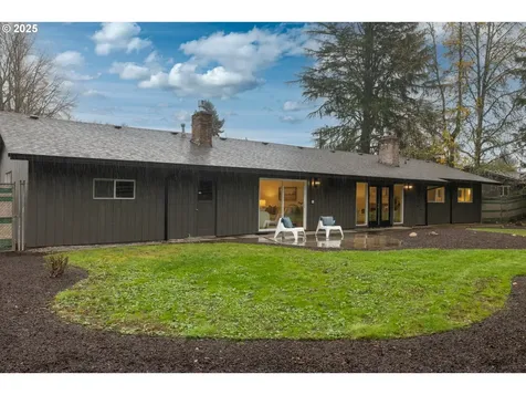 8920 SW Jamieson Road Portland OR 97225