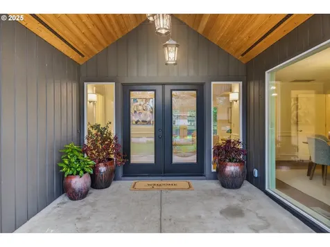 8920 SW Jamieson Road Portland OR 97225