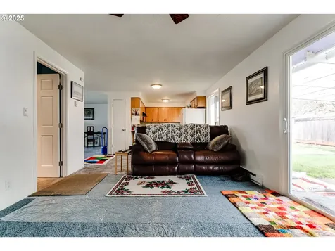 623 Clairmont Drive Eugene OR 97404