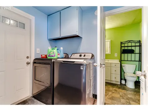 623 Clairmont Drive Eugene OR 97404