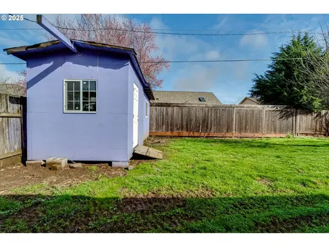 623 Clairmont Drive Eugene OR 97404