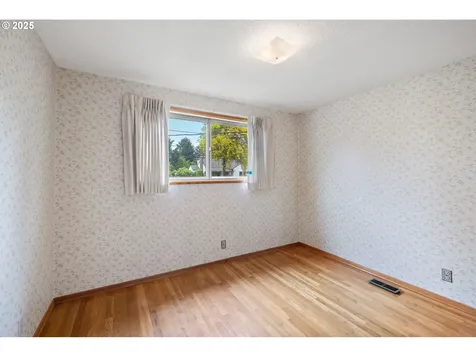 1627 NE 143rd Avenue Portland OR 97230