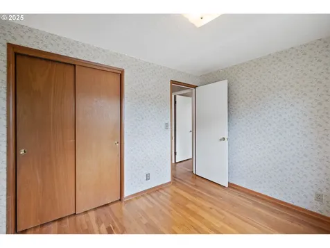 1627 NE 143rd Avenue Portland OR 97230