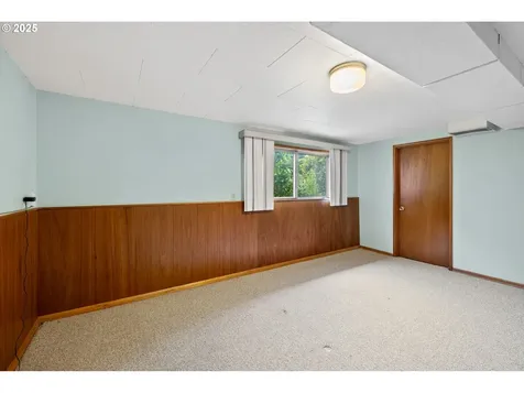 1627 NE 143rd Avenue Portland OR 97230