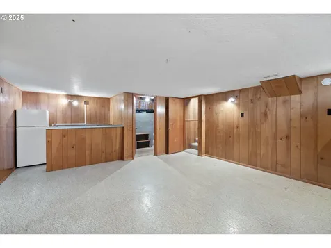 1627 NE 143rd Avenue Portland OR 97230