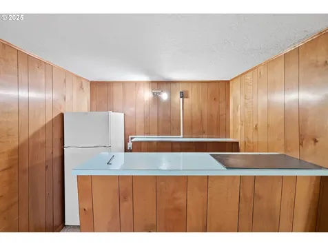 1627 NE 143rd Avenue Portland OR 97230