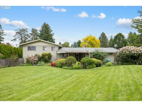 1627 NE 143rd Avenue Portland OR 97230