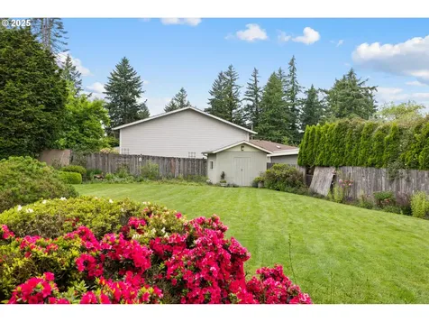 1627 NE 143rd Avenue Portland OR 97230
