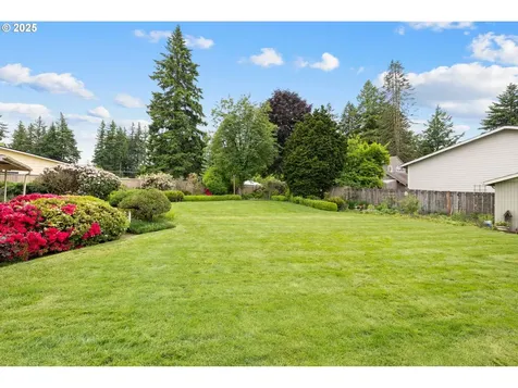1627 NE 143rd Avenue Portland OR 97230