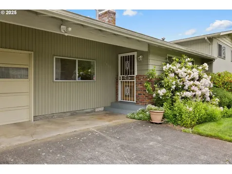 1627 NE 143rd Avenue Portland OR 97230