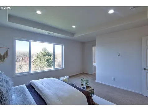 1075 SE Tamora Avenue Hillsboro OR 97123