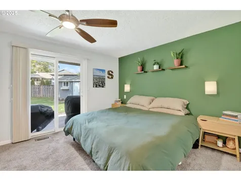 3717 SE Stott Court Troutdale OR 97060