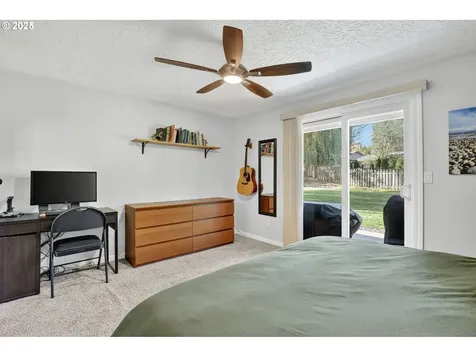 3717 SE Stott Court Troutdale OR 97060