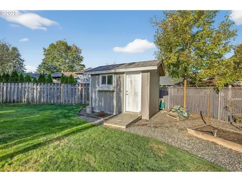 3717 SE Stott Court Troutdale OR 97060