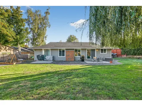 3717 SE Stott Court Troutdale OR 97060