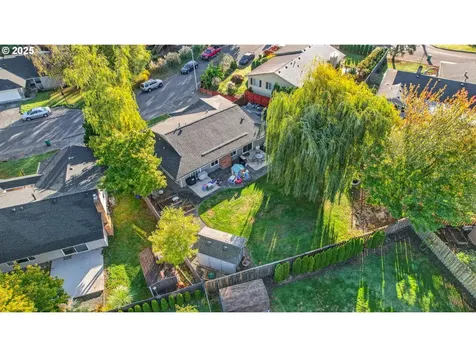 3717 SE Stott Court Troutdale OR 97060