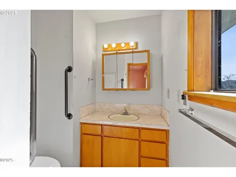 1153 S Drift Creek Road Lincoln City OR 97367