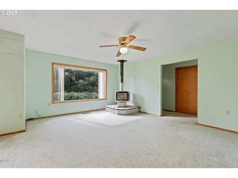 1153 S Drift Creek Road Lincoln City OR 97367