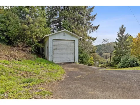 1153 S Drift Creek Road Lincoln City OR 97367