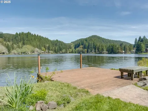 71472 Northshore Drive Clatskanie OR 97016