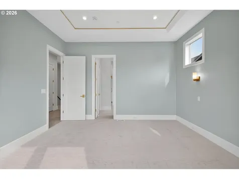 1912 SW Dickinson Lane Portland OR 97219