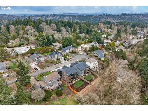 1912 SW Dickinson Lane Portland OR 97219