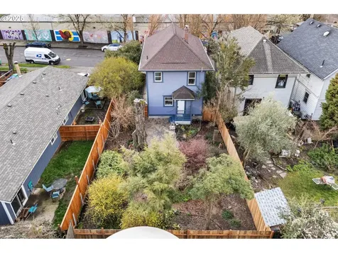 1415 SE Alder Street Portland OR 97214