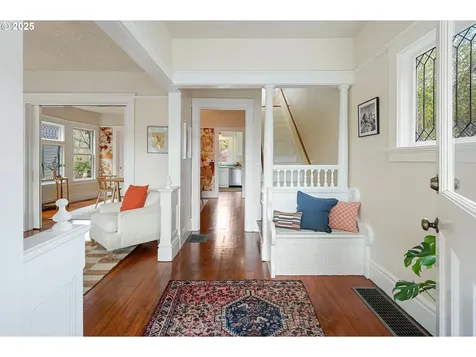 1415 SE Alder Street Portland OR 97214