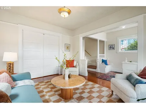1415 SE Alder Street Portland OR 97214