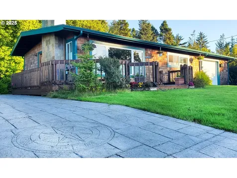 435 S Crestline Drive Waldport OR 97394